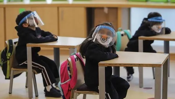 Regresar o no a clases. (Audio)