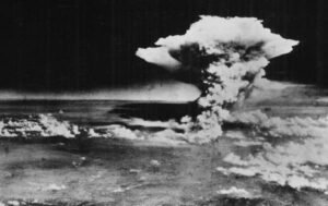 Tema: Hiroshima y Nagasaki – 80 años del horror nuclear
