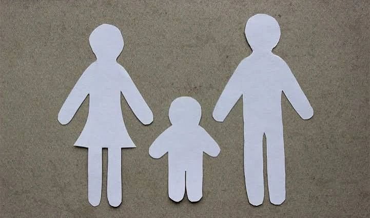 Padres Ausentes: La Orfandad con Padres Vivos.